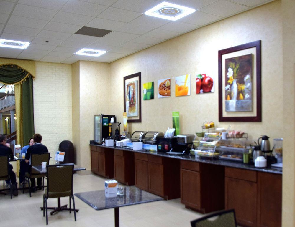 Quality Inn & Suites Coldwater Near I-69 Extérieur photo